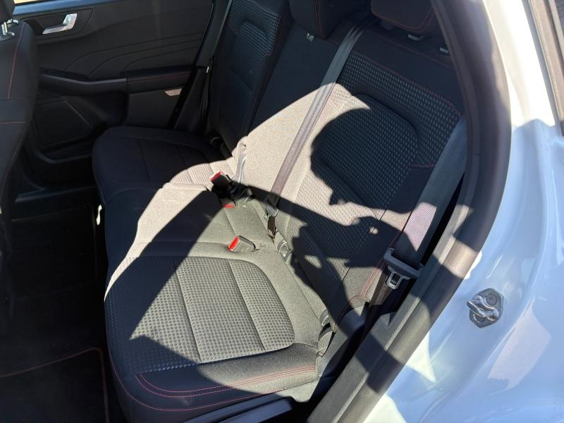 Photo 9 de l’annonce de FORD Kuga d’occasion à vendre à NÎMES