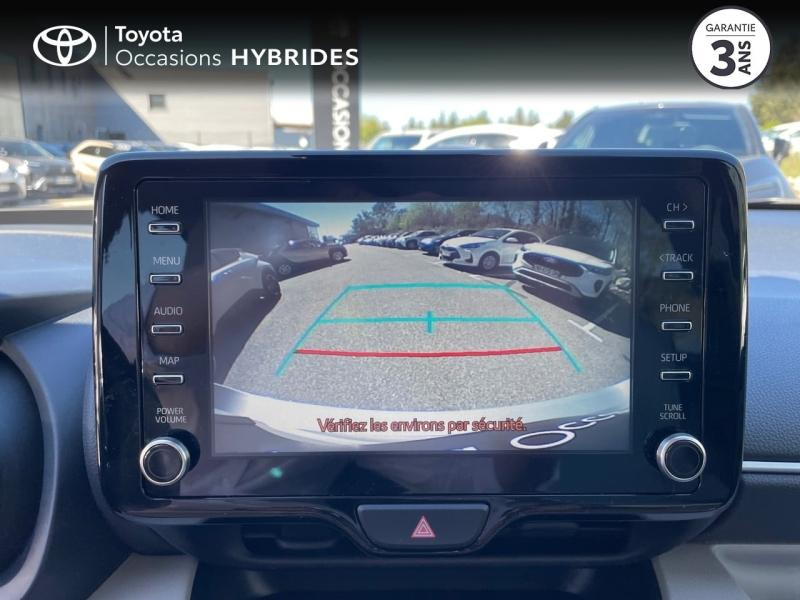 Photo 15 de l’annonce de TOYOTA Yaris d’occasion à vendre à MONTFAVET