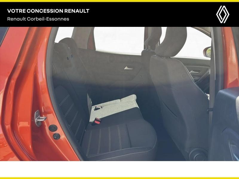 Photo 16 de l’annonce de DACIA Duster d’occasion à vendre à CORBEIL-ESSONNES