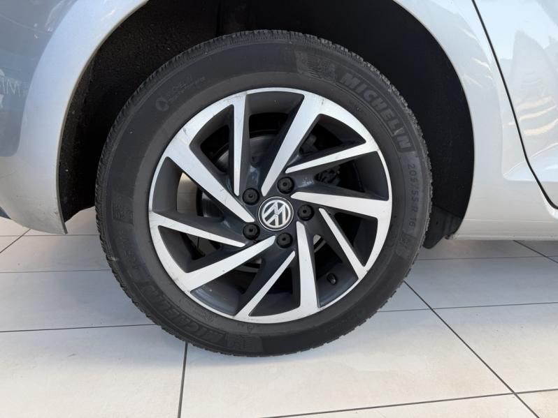 Photo 5 de l’annonce de VOLKSWAGEN Golf d’occasion à vendre à PAYS DE GEX