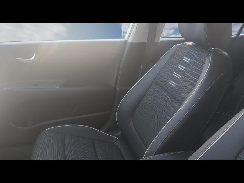 Photo 14 de l’annonce de KIA Stonic d’occasion à vendre à GAP