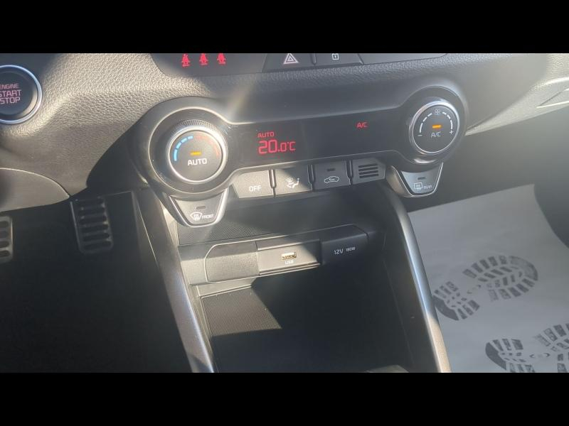 Photo 19 de l’annonce de KIA Stonic d’occasion à vendre à GAP