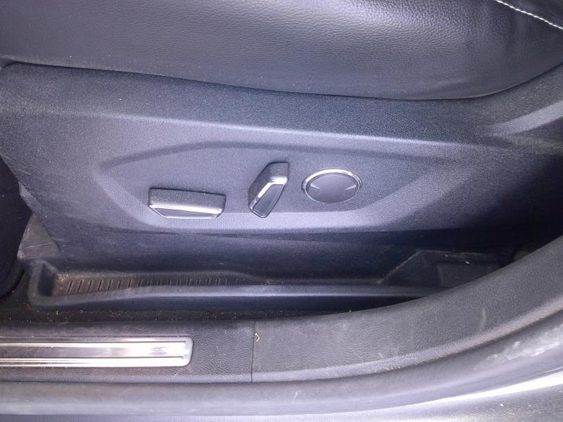 Photo 16 de l’annonce de FORD S-MAX d’occasion à vendre à CARCASSONNE