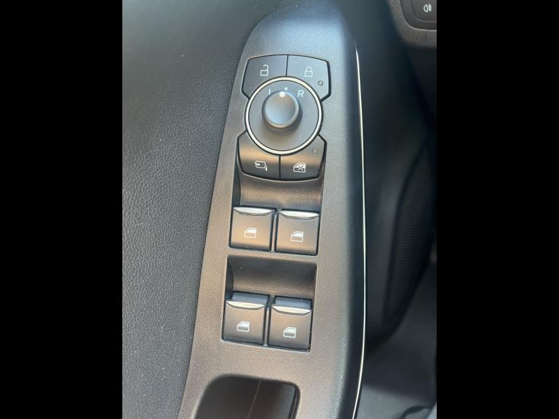 Photo 18 de l’annonce de FORD Puma d’occasion à vendre à CARPENTRAS