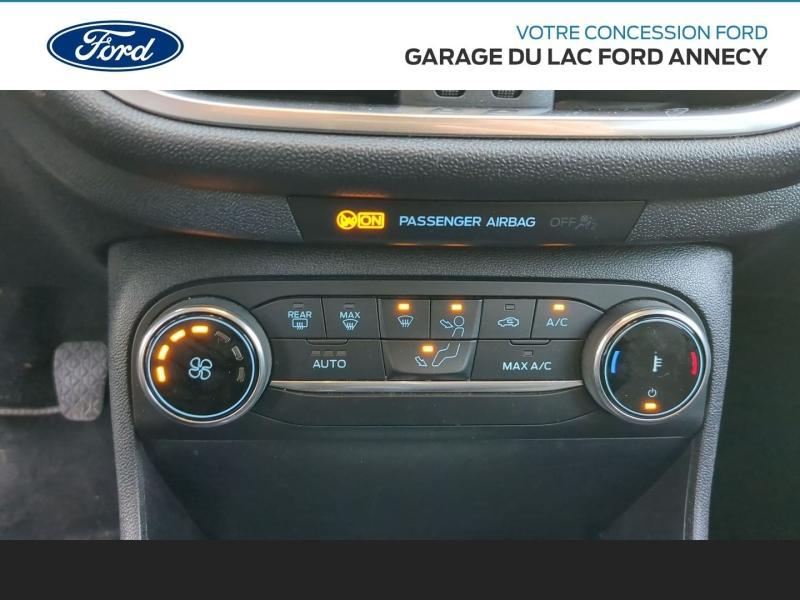 Photo 10 de l’annonce de FORD Fiesta d’occasion à vendre à ALBERTVILLE