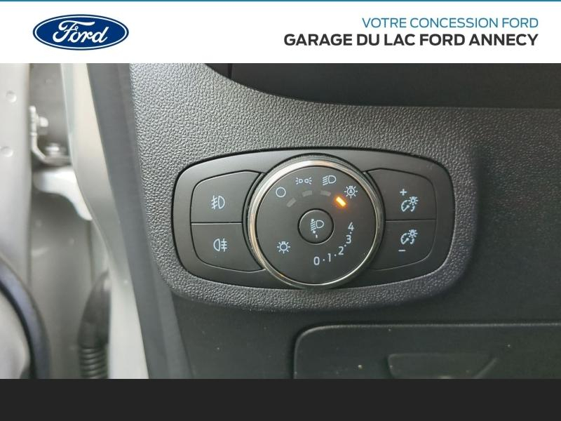 Photo 14 de l’annonce de FORD Fiesta d’occasion à vendre à ALBERTVILLE