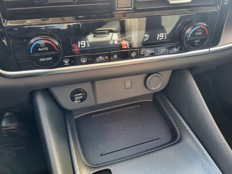 Photo 19 de l’annonce de NISSAN Qashqai d’occasion à vendre à ANNEMASSE