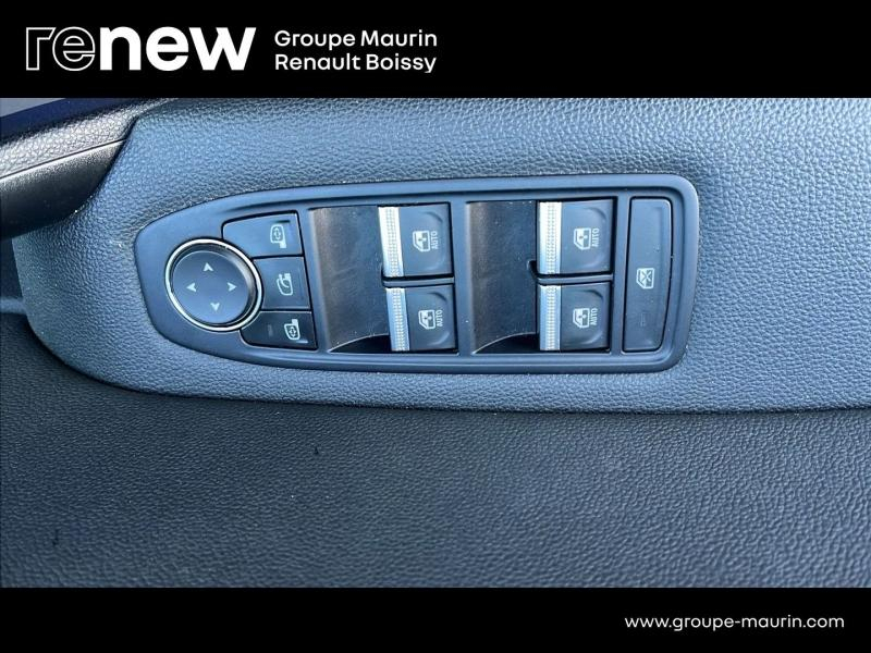 Photo 20 de l’annonce de RENAULT Captur d’occasion à vendre à PROVINS