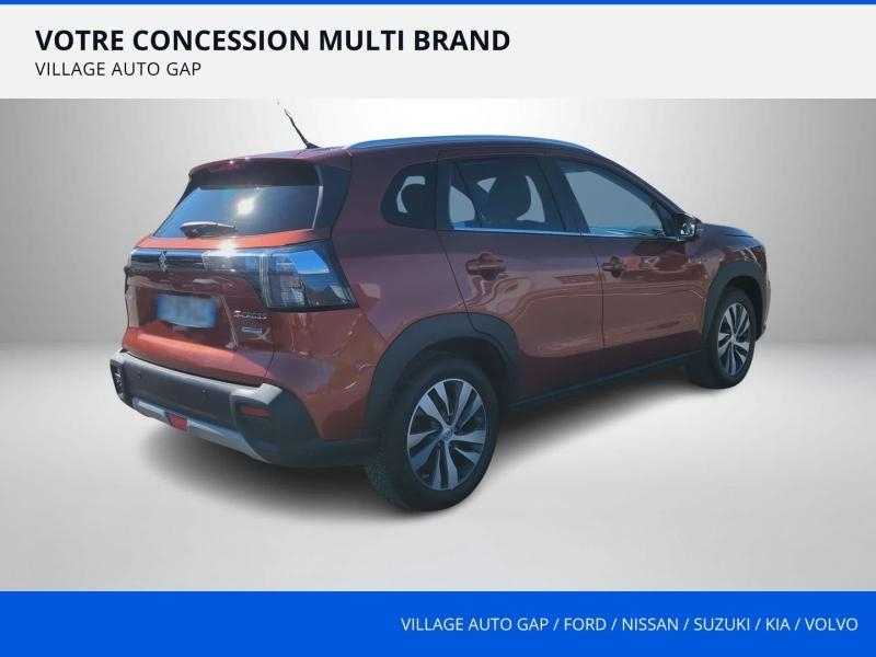 Photo 5 de l’annonce de SUZUKI SX4 S-Cross d’occasion à vendre à GAP