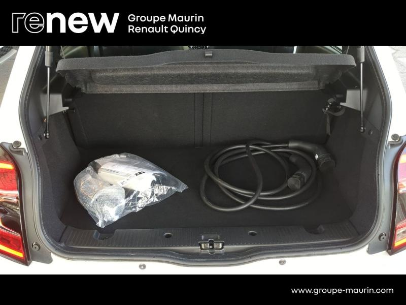 Photo 10 de l’annonce de RENAULT Twingo d’occasion à vendre à QUINCY-SOUS-SÉNART