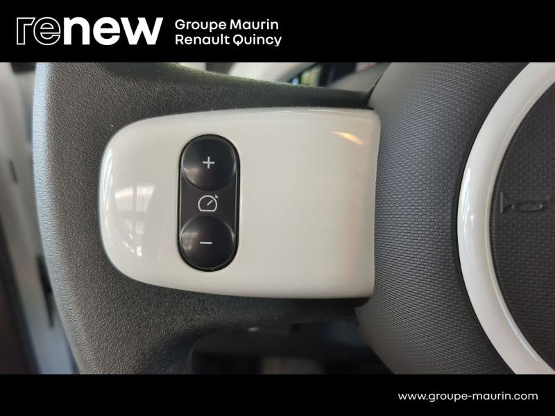 Photo 20 de l’annonce de RENAULT Twingo d’occasion à vendre à QUINCY-SOUS-SÉNART