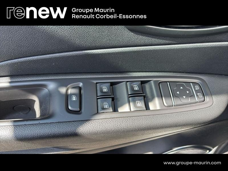 Photo 19 de l’annonce de RENAULT Captur d’occasion à vendre à CORBEIL-ESSONNES