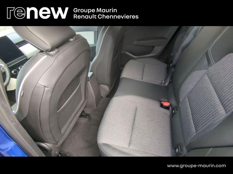 Photo 10 de l’annonce de RENAULT Clio d’occasion à vendre à CHENNEVIÈRES-SUR-MARNE