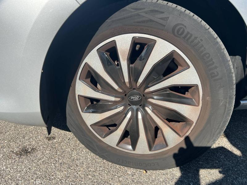 Photo 11 de l’annonce de FORD Fiesta d’occasion à vendre à TOULON