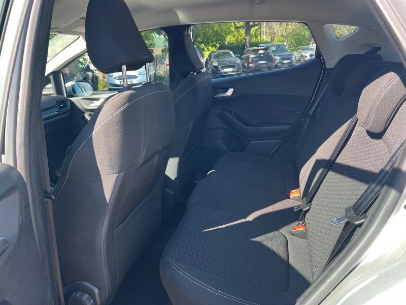 Photo 12 de l’annonce de FORD Fiesta d’occasion à vendre à TOULON