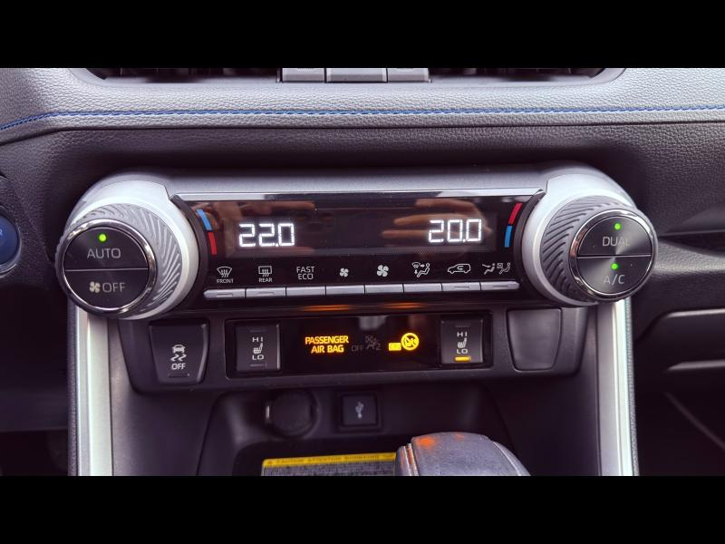 Photo 13 de l’annonce de TOYOTA RAV4 d’occasion à vendre à VITROLLES