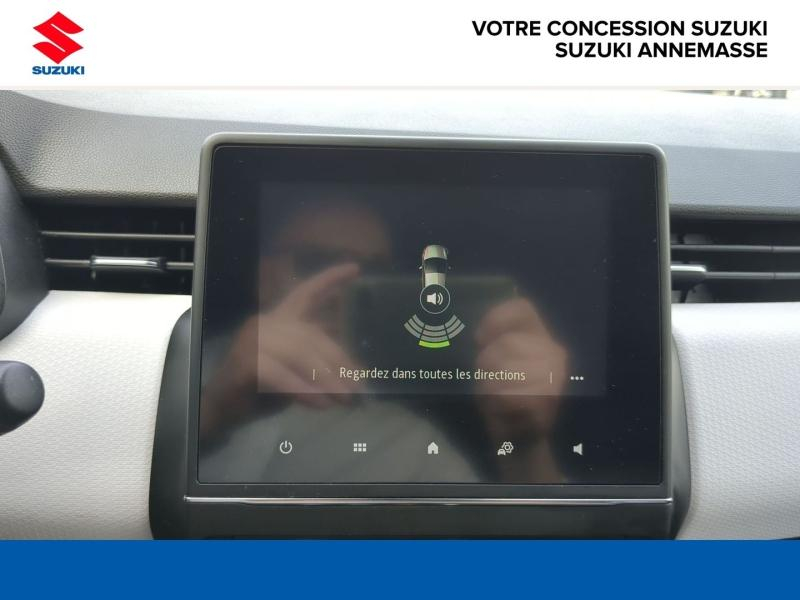 Photo 19 de l’annonce de RENAULT Clio d’occasion à vendre à ANNEMASSE