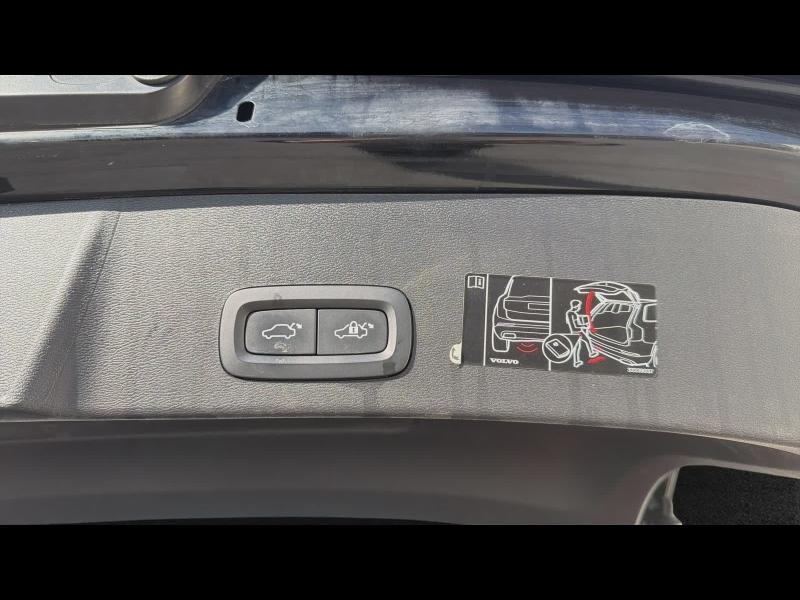 Photo 10 de l’annonce de VOLVO XC40 d’occasion à vendre à TOULON