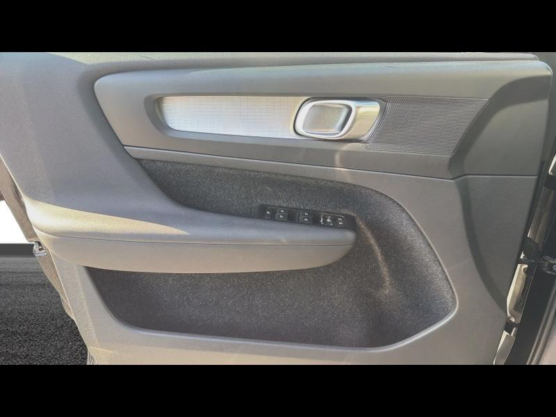 Photo 16 de l’annonce de VOLVO XC40 d’occasion à vendre à TOULON