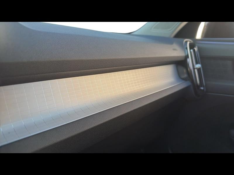 Photo 19 de l’annonce de VOLVO XC40 d’occasion à vendre à TOULON