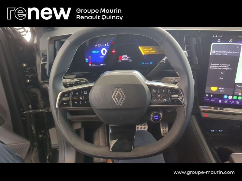 Photo 14 de l’annonce de RENAULT  d’occasion à vendre à QUINCY-SOUS-SÉNART