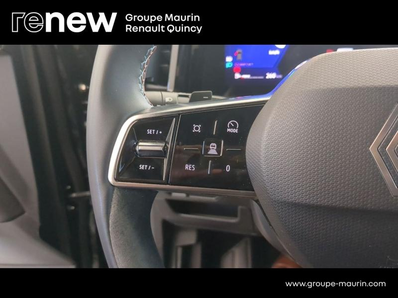 Photo 15 de l’annonce de RENAULT  d’occasion à vendre à QUINCY-SOUS-SÉNART
