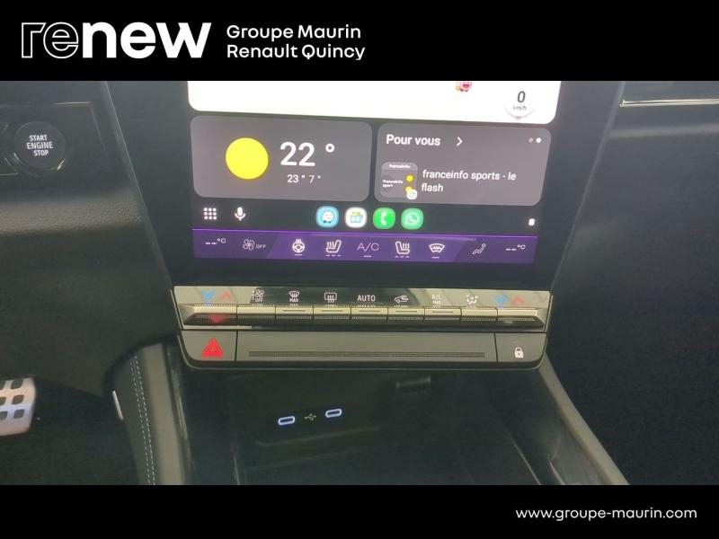 Photo 20 de l’annonce de RENAULT  d’occasion à vendre à QUINCY-SOUS-SÉNART
