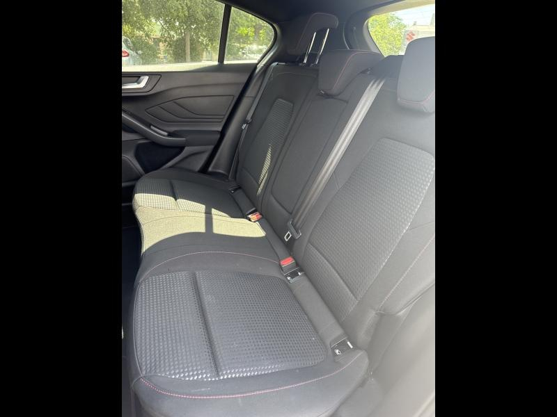 Photo 10 de l’annonce de FORD Focus d’occasion à vendre à TOULON