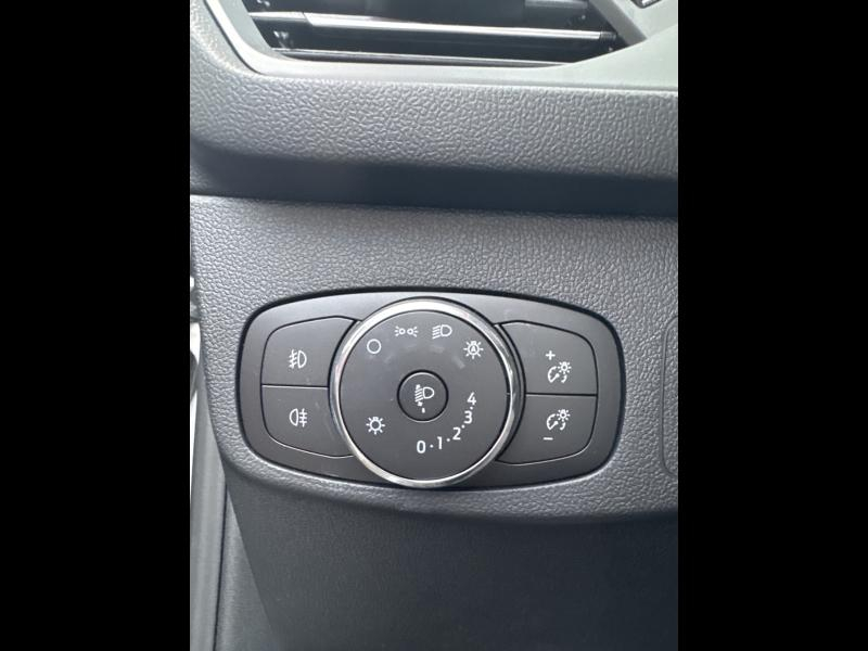 Photo 19 de l’annonce de FORD Focus d’occasion à vendre à TOULON