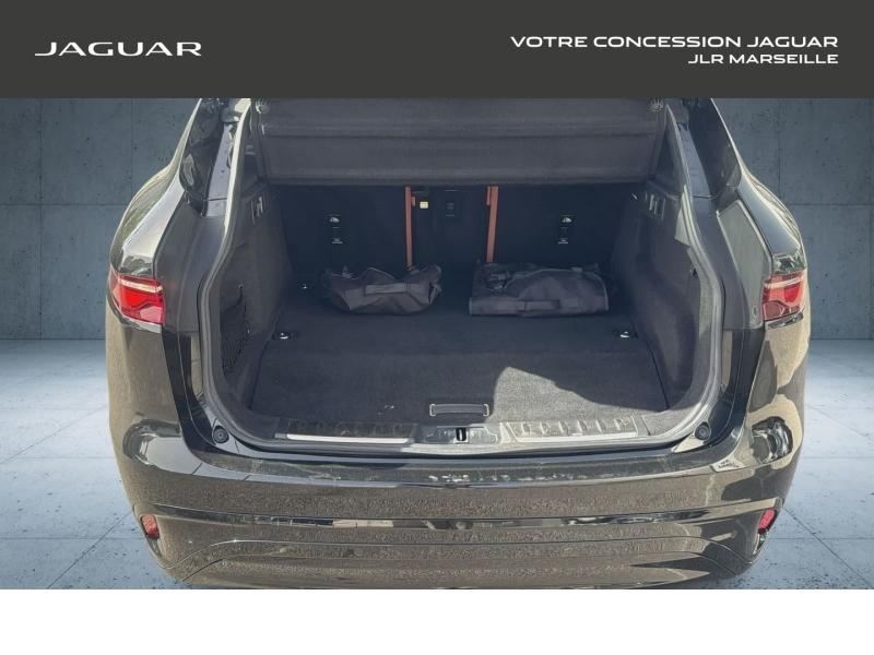 Photo 9 de l’annonce de JAGUAR F-Pace d’occasion à vendre à MARSEILLE