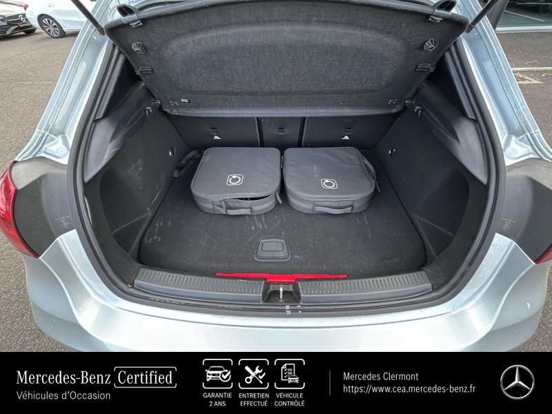 Photo 14 de l’annonce de MERCEDES-BENZ Classe A d’occasion à vendre à AUBIÈRE