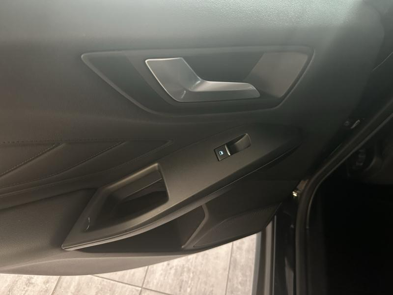 Photo 8 de l’annonce de FORD Focus SW d’occasion à vendre à ORANGE