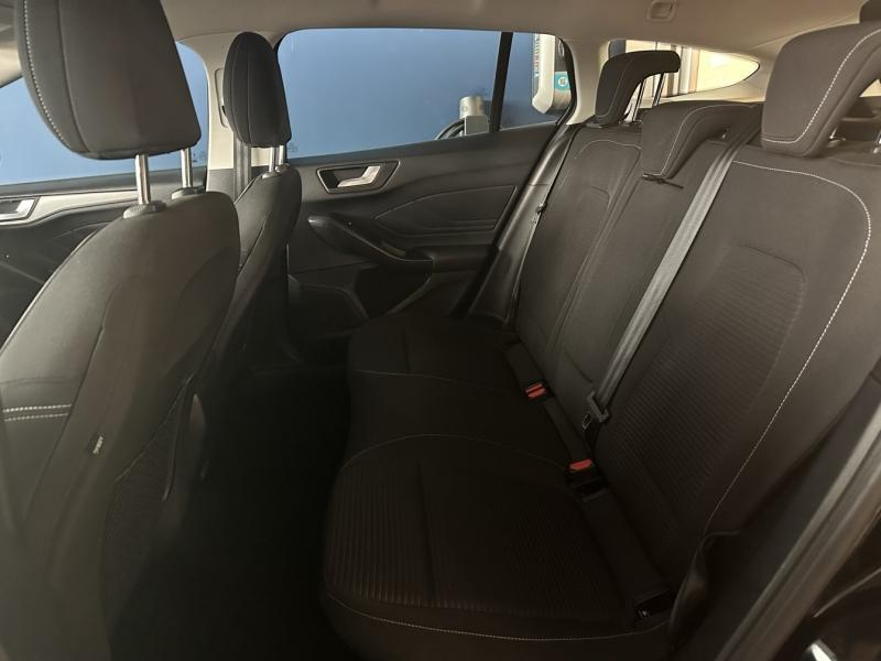 Photo 9 de l’annonce de FORD Focus SW d’occasion à vendre à ORANGE