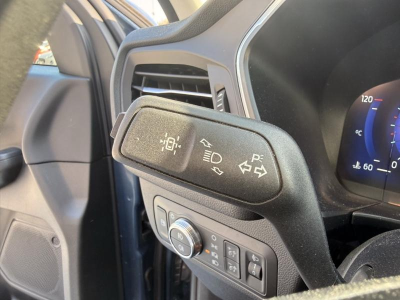 Photo 15 de l’annonce de FORD Kuga d’occasion à vendre à MARSEILLE