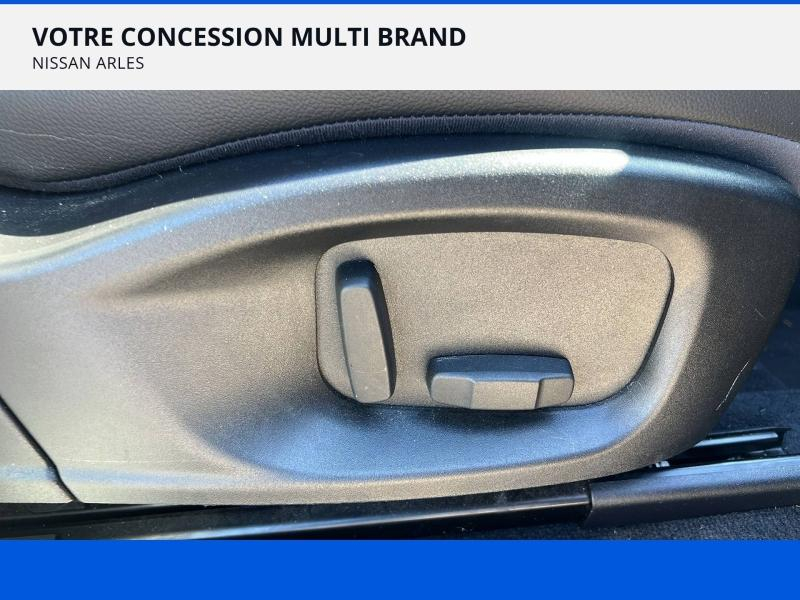 Photo 11 de l’annonce de JAGUAR E-Pace d’occasion à vendre à ARLES