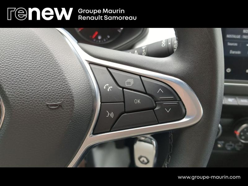 Photo 14 de l’annonce de RENAULT Clio d’occasion à vendre à SAMOREAU