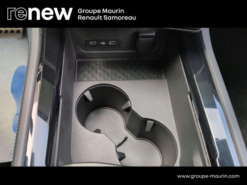 Photo 12 de l’annonce de RENAULT  d’occasion à vendre à SAMOREAU