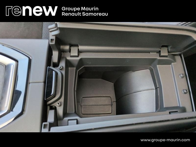 Photo 13 de l’annonce de RENAULT  d’occasion à vendre à SAMOREAU