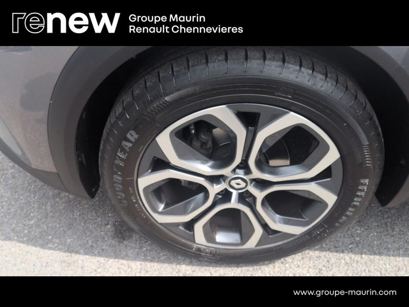 Photo 13 de l’annonce de RENAULT Captur d’occasion à vendre à CHENNEVIÈRES-SUR-MARNE