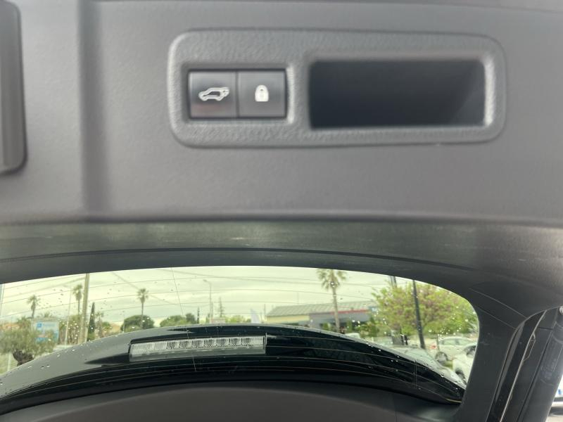 Photo 19 de l’annonce de LEXUS NX d’occasion à vendre à LATTES