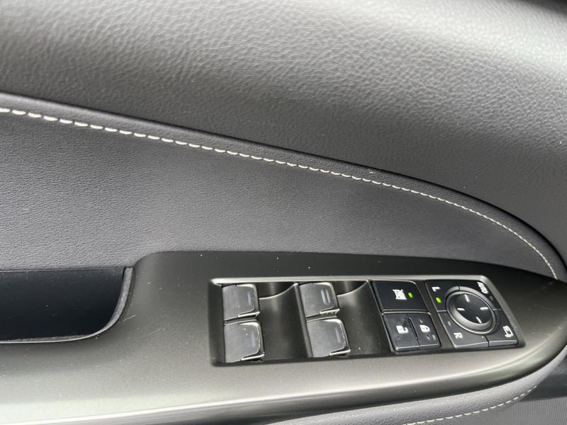 Photo 20 de l’annonce de LEXUS NX d’occasion à vendre à LATTES