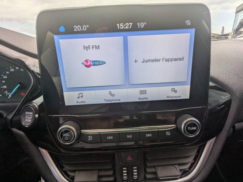 Photo 16 de l’annonce de FORD Fiesta d’occasion à vendre à FRÉJUS