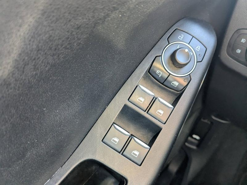 Photo 15 de l’annonce de FORD Puma d’occasion à vendre à DRAGUIGNAN