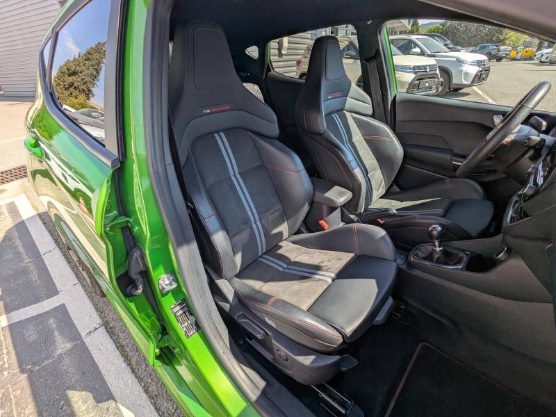 Photo 9 de l’annonce de FORD Fiesta d’occasion à vendre à DRAGUIGNAN