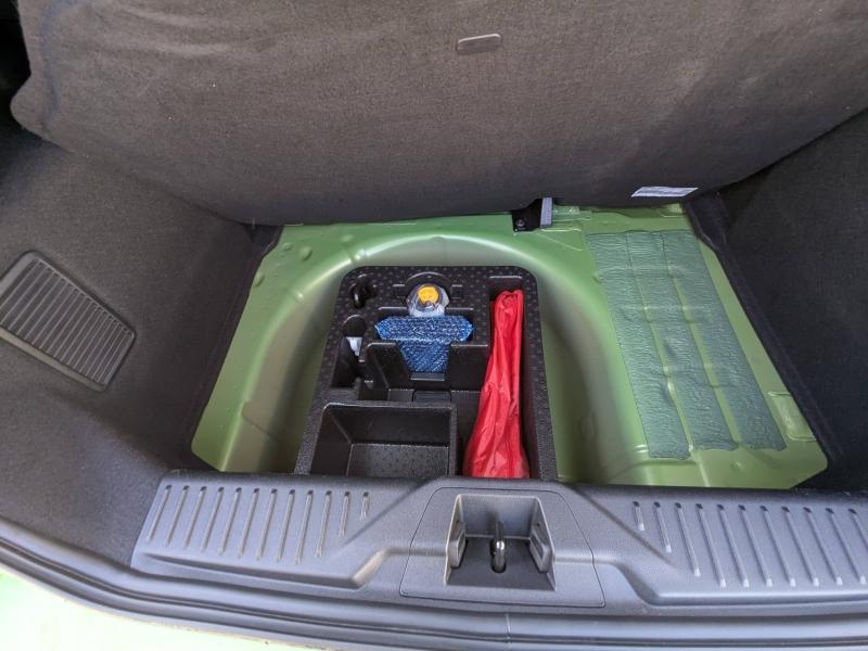 Photo 12 de l’annonce de FORD Fiesta d’occasion à vendre à DRAGUIGNAN