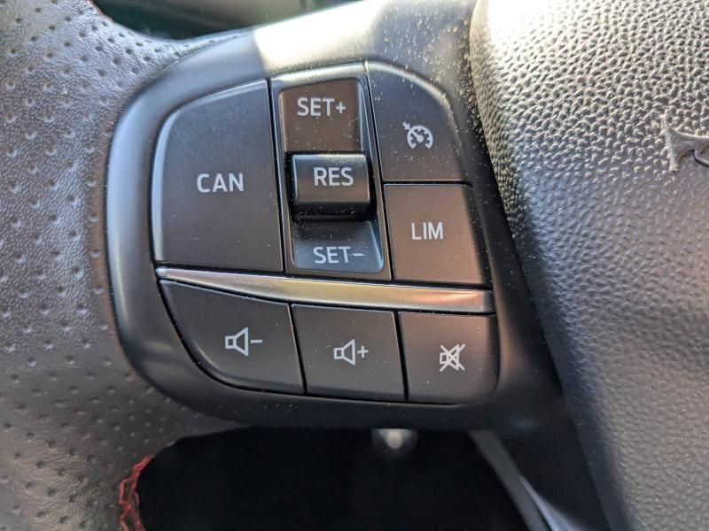 Photo 20 de l’annonce de FORD Fiesta d’occasion à vendre à DRAGUIGNAN