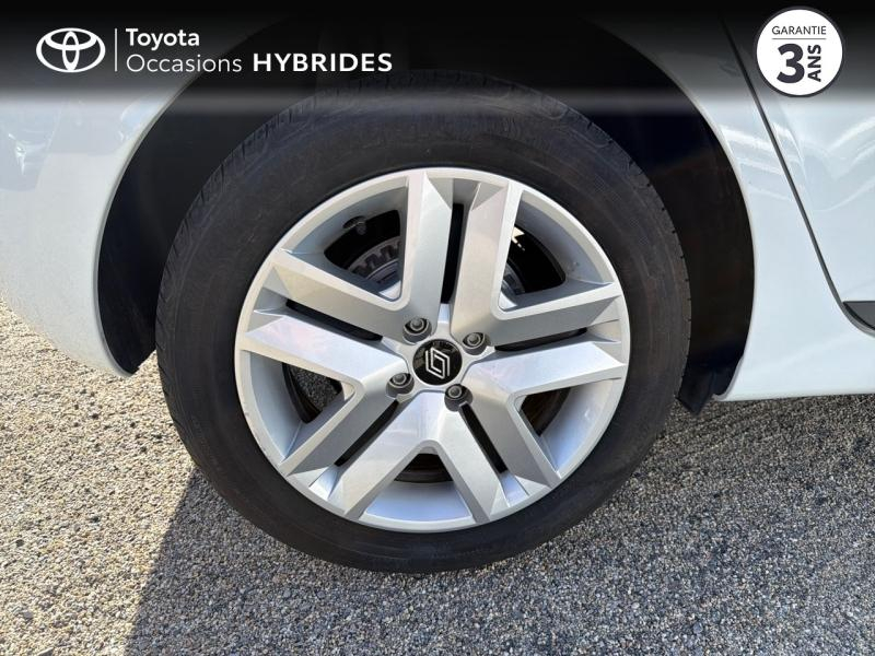 Photo 16 de l’annonce de RENAULT Clio d’occasion à vendre à CAVAILLON