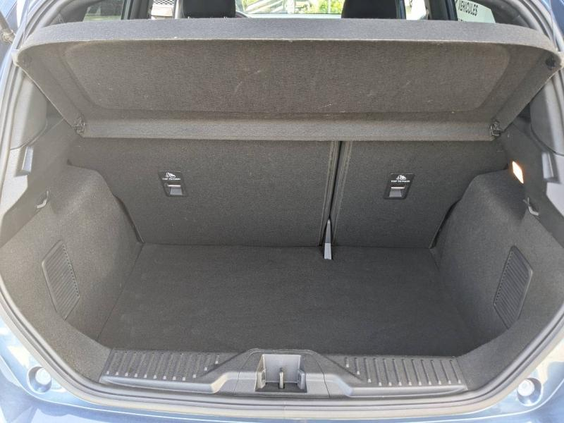 Photo 10 de l’annonce de FORD Fiesta d’occasion à vendre à MARSEILLE