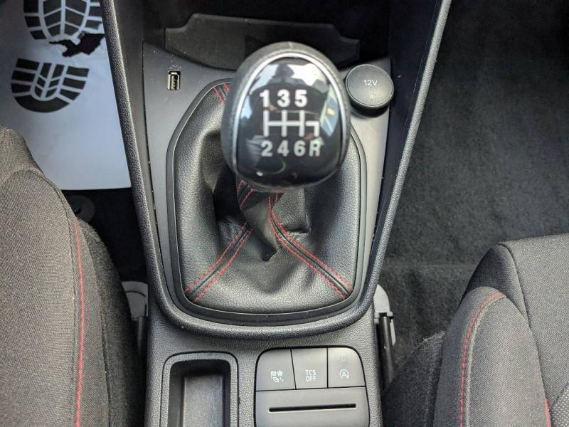 Photo 17 de l’annonce de FORD Fiesta d’occasion à vendre à MARSEILLE