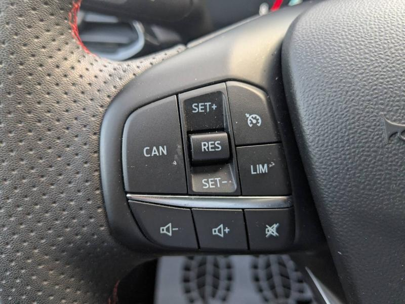 Photo 18 de l’annonce de FORD Fiesta d’occasion à vendre à MARSEILLE